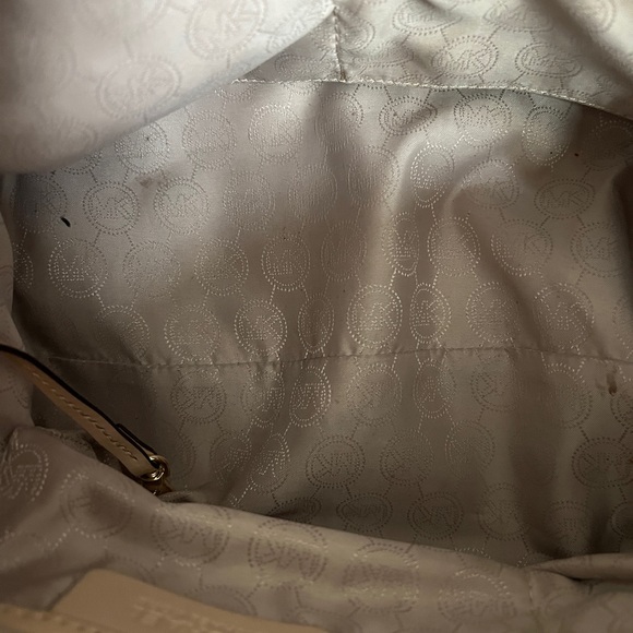 Michael Kors purse signature logo - Picture 4 of 7